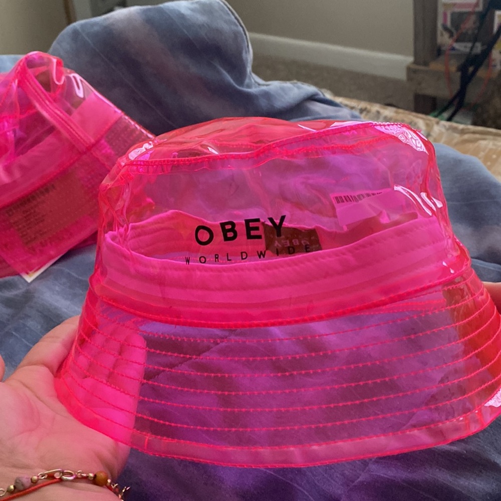 Bucket hat - Picture 3 of 3